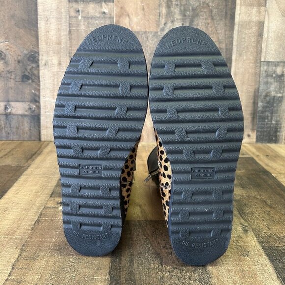 Classic Brown Ankle Boots with Timeless Design - Picture 2 of 12